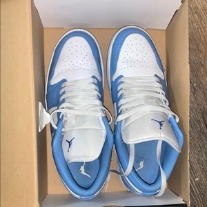 Nike Blue and White Sneakers Classic Low-Top Design